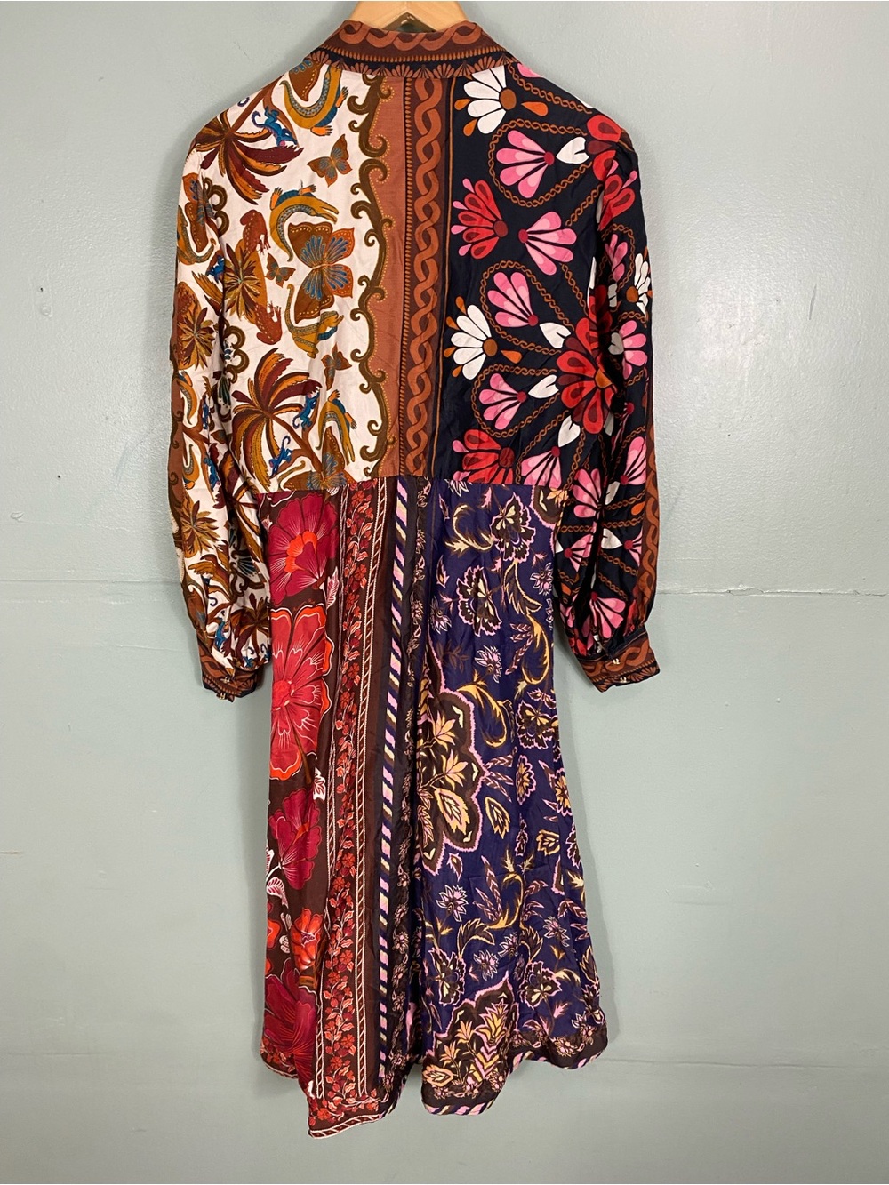 FARM Rio Miranda Long Sleeve Floral Faux Wrap Midi Dress Button Front Chemise M - Picture 9 of 10